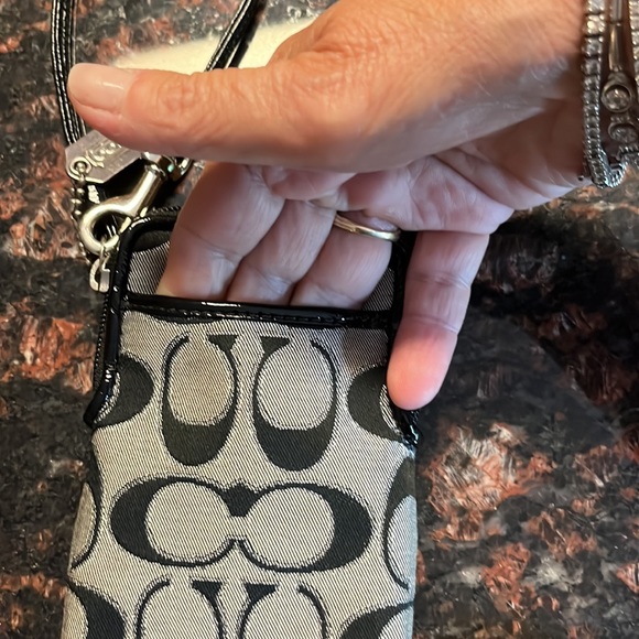 Coach small wristlet - Picture 4 of 7